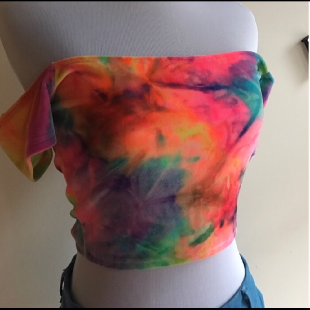 NG Rainbow velvet crop top